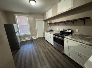 1540 Central Ave #2S, Dubuque, IA 52001