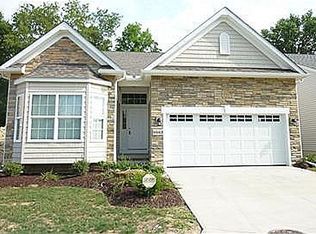 9863 Country Scene Ln #17, Concord Township, OH 44060