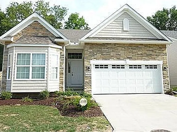 9863 Country Scene Ln #17, Concord Township, OH 44060