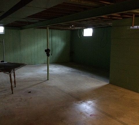 5th image of 24 Willow Dr