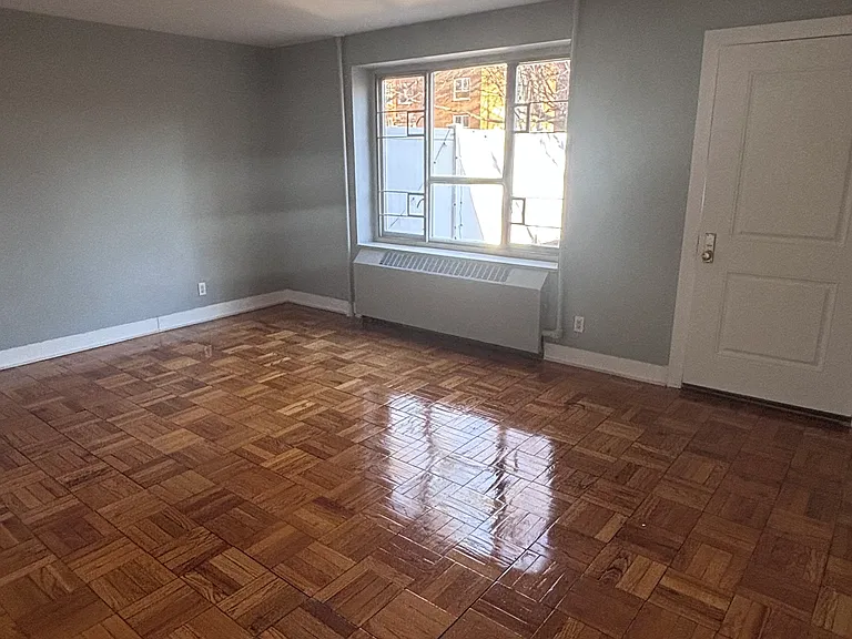 185-02 64th Ave #2B — Photo 3