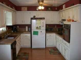 25409 E 205th St, Pleasant Hill, MO 64080