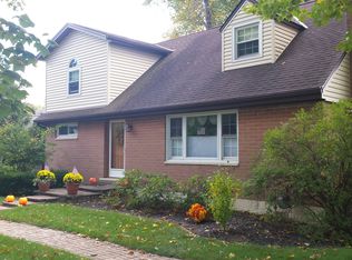 36210 Maple Grove Rd, Willoughby Hills, OH 44094