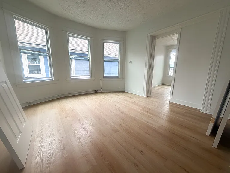 84 Bell St #2 — Photo 5