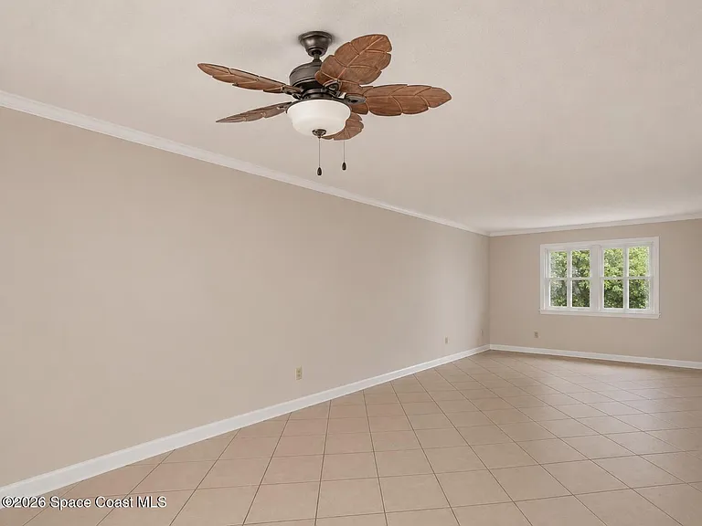 230 Columbia Dr #311 — Photo 3