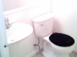 135 Chaucer Rd, Mount Laurel, NJ 08054