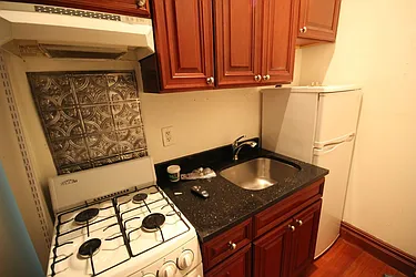 Rented by Dynamik Realty