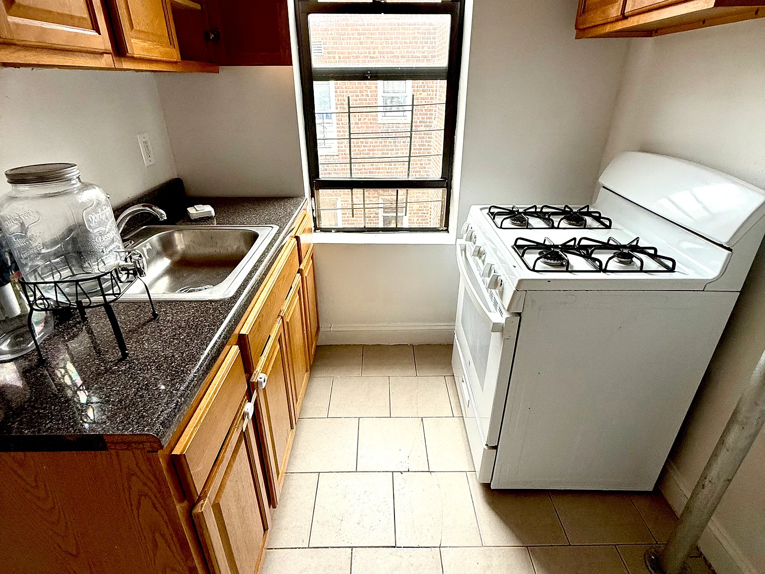 3521 Dekalb Avenue — Photo 3