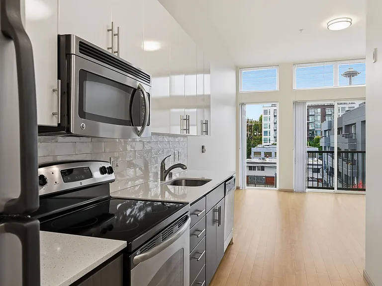 H2O Apartments — Photo 25