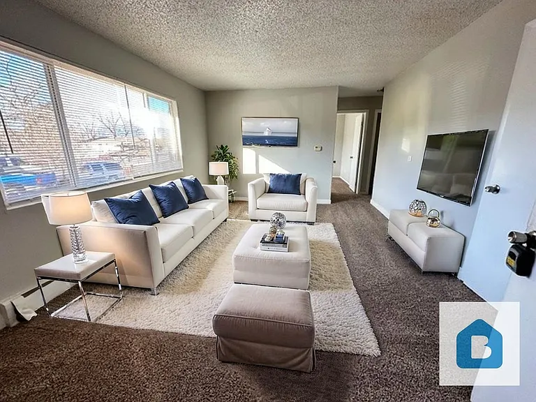 340 Gahart Drive — Photo 5