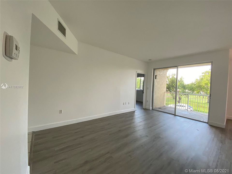 1st image of 7085 Nova Dr APT 219