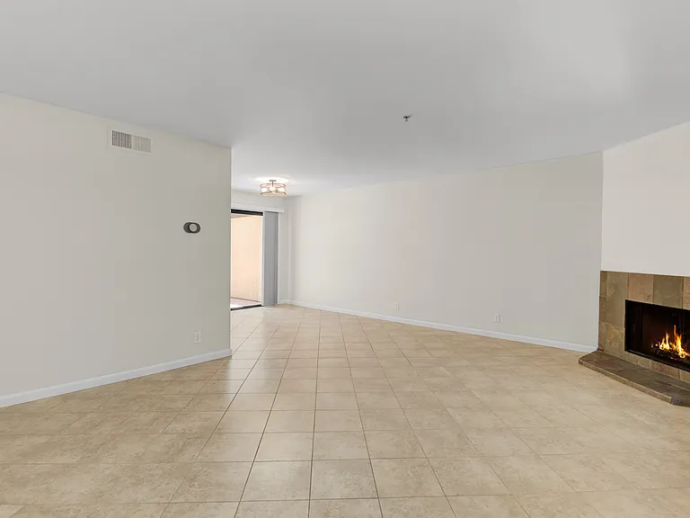 1680 N Coast Hwy N #21 — Photo 1
