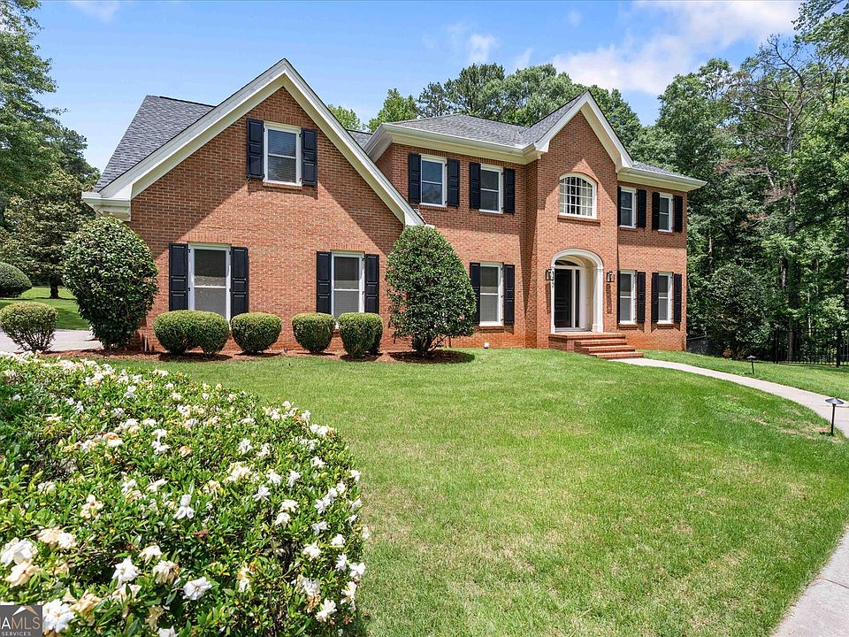 1st image of 120 Lisa Ln