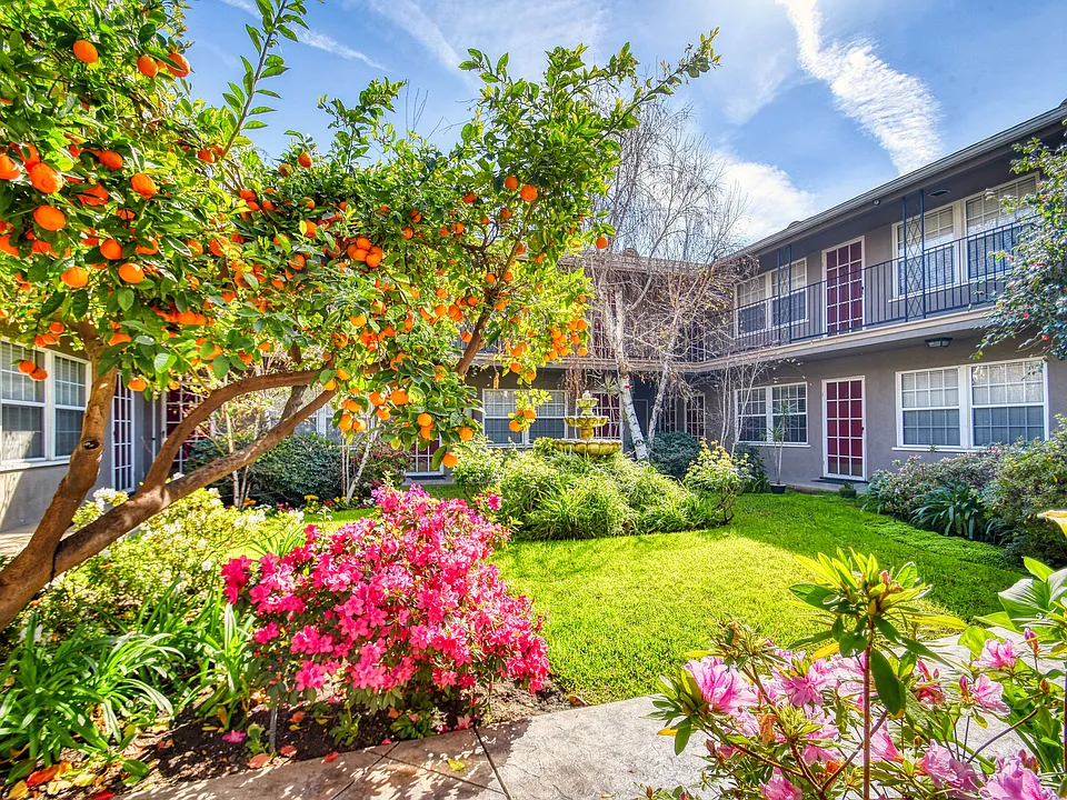 Lillian Way Apartments