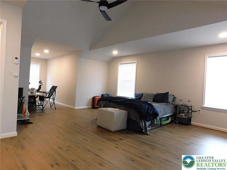 803 Atlantic St #2 — Photo 38
