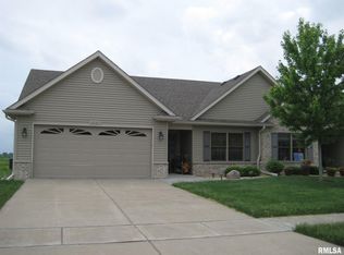 1661 Garrett Ave, Clinton, IA 52732