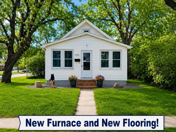 1622 11th Ave S, Fargo, ND 58103