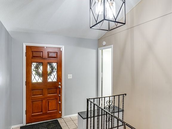 5th image of 5995 Liberty Rd