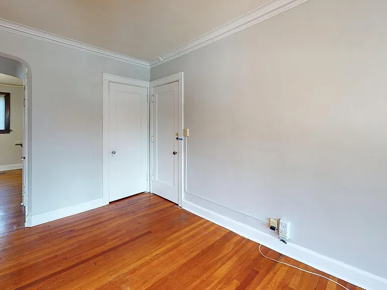 331 Bryant Ave #2 — Photo 4