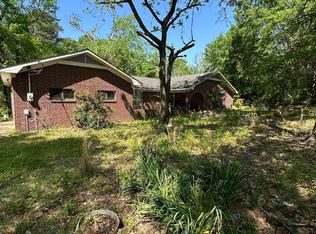 10365 Sycamore St, Overton, TX 75684
