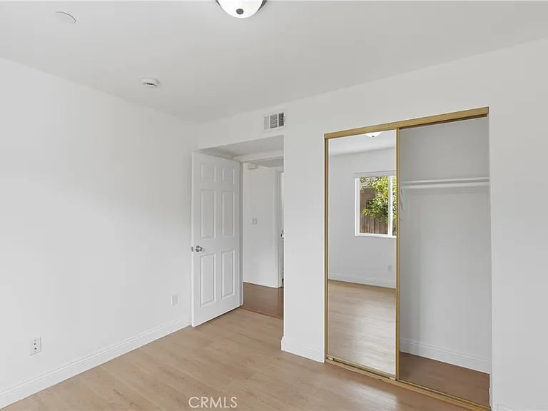 5017 S Halldale Ave #2 — Photo 8