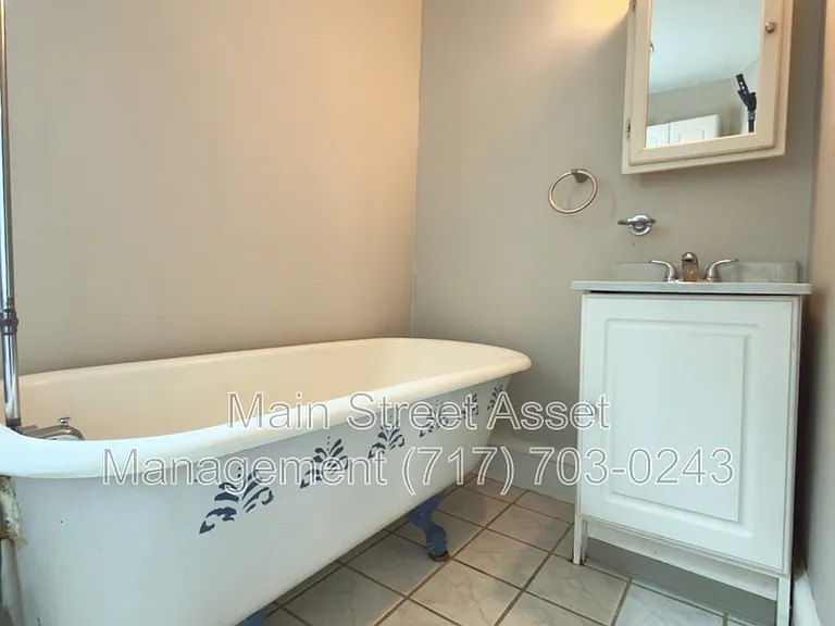 59 King St #3 — Photo 12