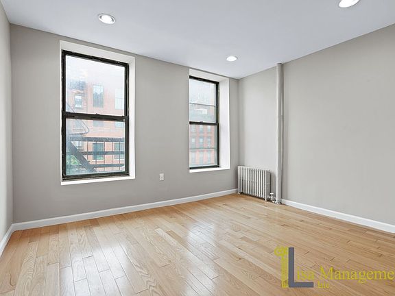 2nd image of 723 11th Ave APT 2FS
