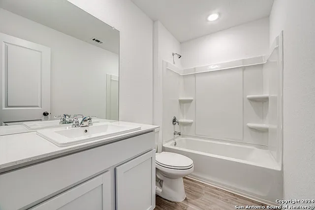 3704 Millbrook Way — Photo 11