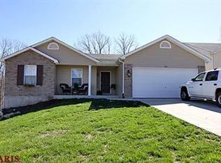566 Conestoga Dr, House Springs, MO 63051