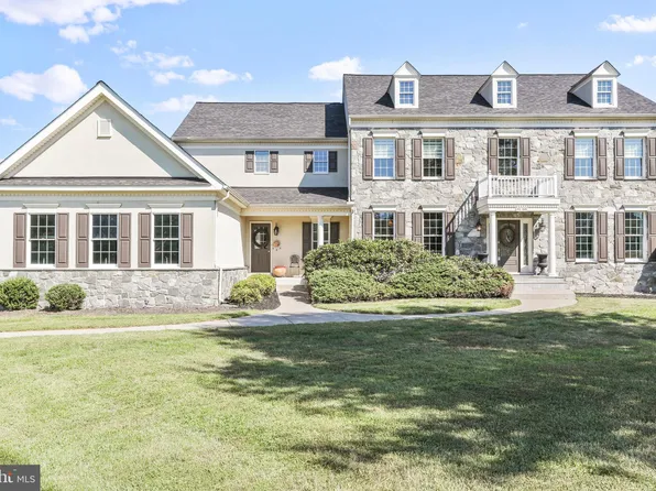 40788 Lastos Ct, Waterford, VA 20197