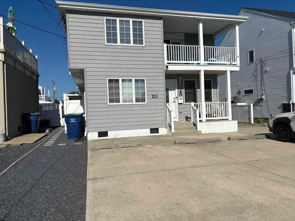 211 7th St S #A, Brigantine, NJ 08203