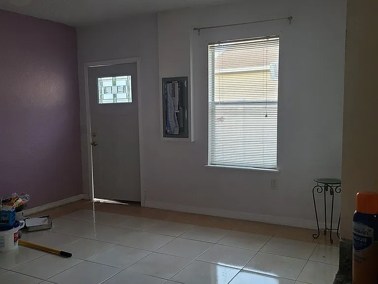 663 Sullivan St — Photo 5