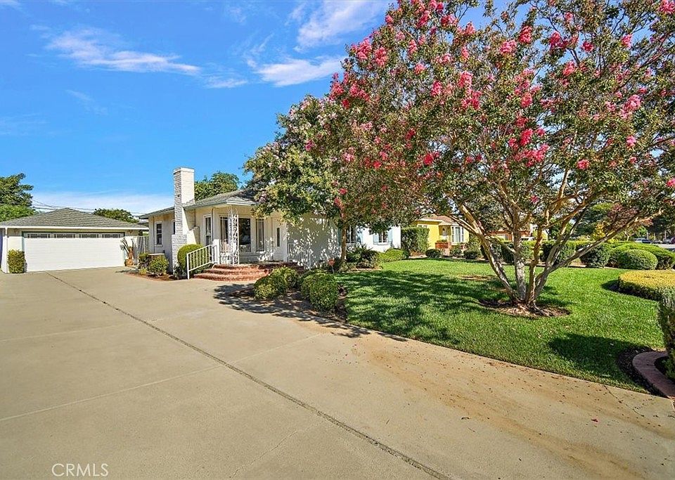 1st image of 515 S Montezuma Way