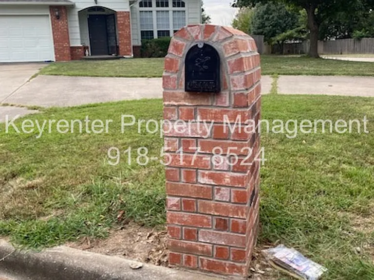 9504 E 99th Pl — Photo 48