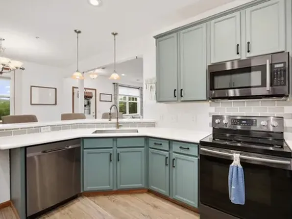 1648 White Pine Way Unit H, Carver, MN 55315