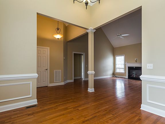 5th image of 3 Highland Bluff Ct