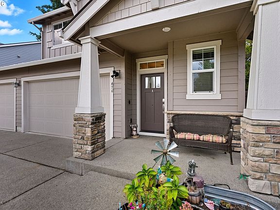 5th image of 476 SW 15th Ave