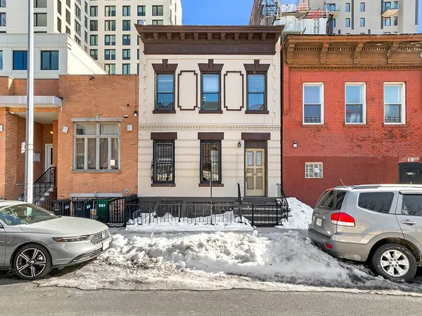 13 Denton Pl, Brooklyn, NY 11215