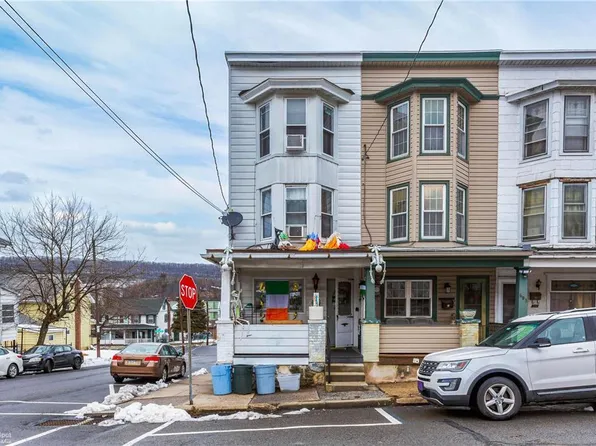 601 E Bertsch St, Lansford, PA 18232