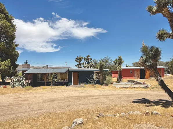 7986 Redden Ln, Yucca Valley, CA 92284