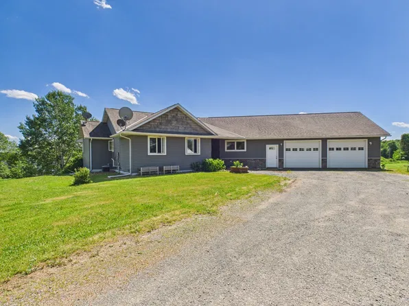 1729 N Bear Lake Drive, Dresser, WI 54009