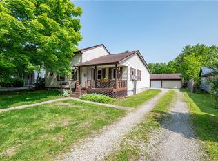 29 E Main St, Newton Falls, OH 44444