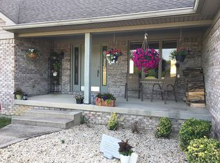 379 S Main St, Fillmore, IN 46128