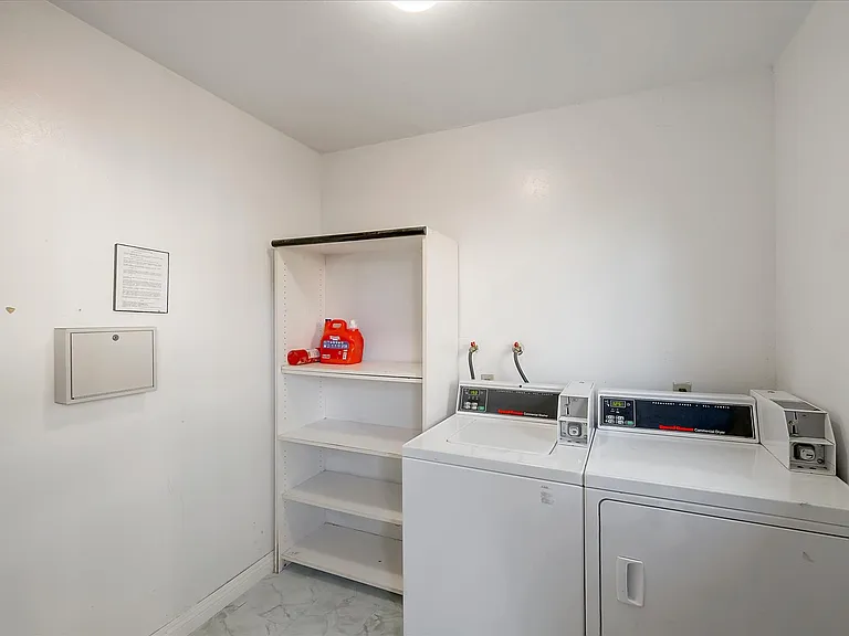 835 Palomino Dr #2 — Photo 15