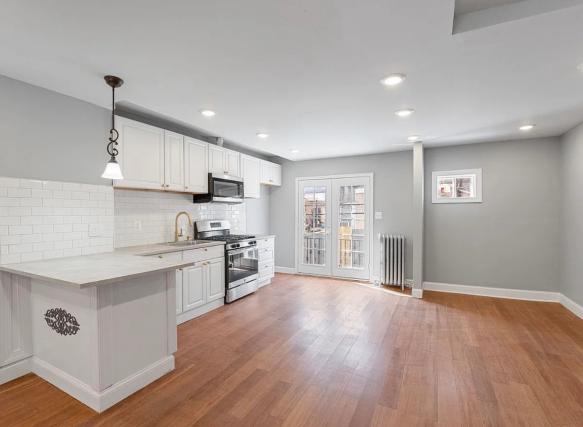 Property Photo - 1630 S 28th St