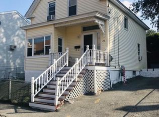 22 Maple St, Lowell, MA 01852