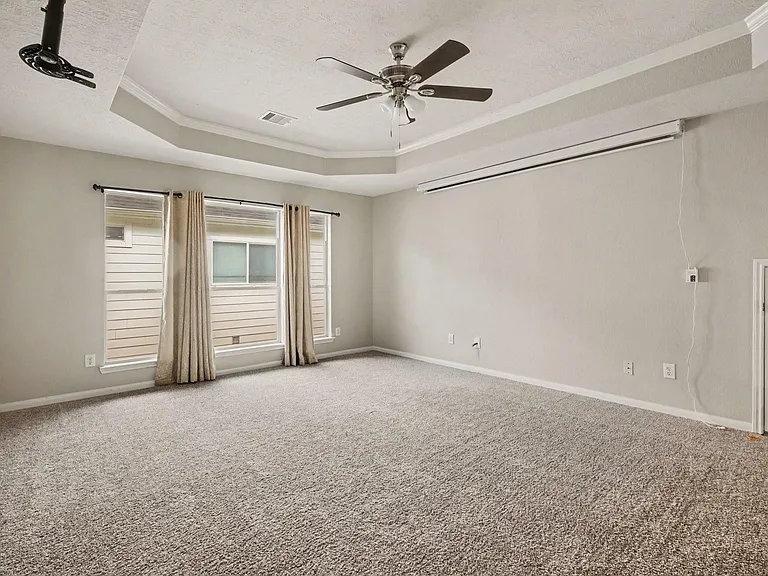 3808 Armand Dr — Photo 10