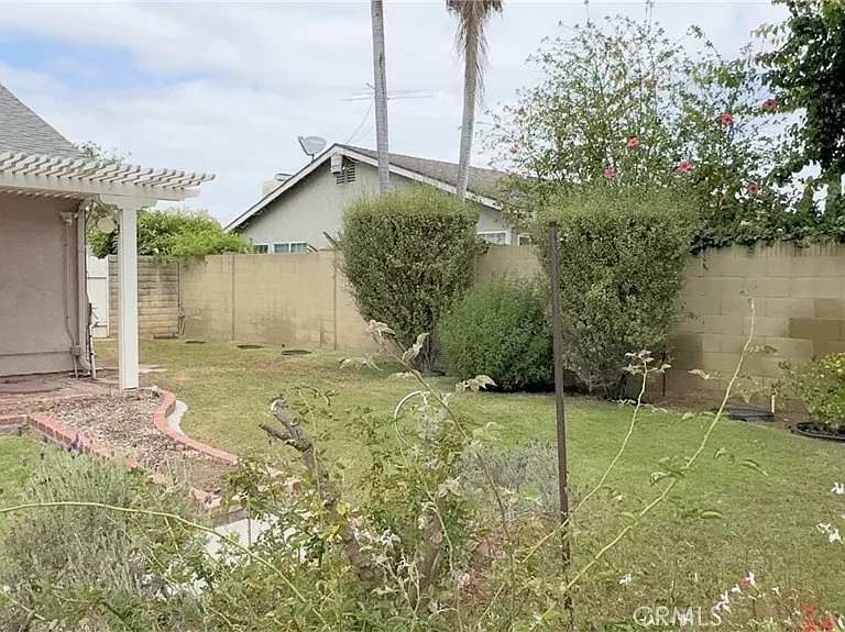 5418 Saratoga St — Photo 37