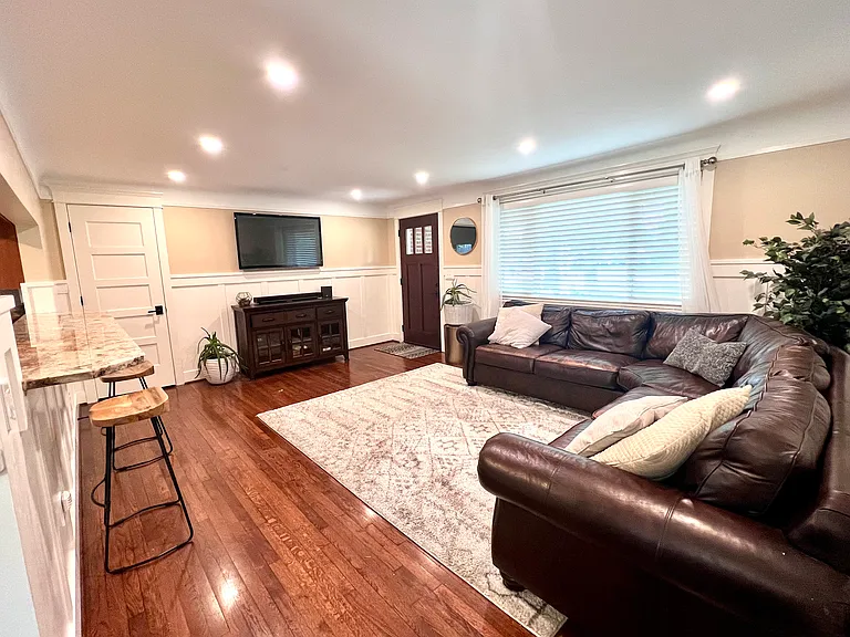 4186 Mount Carmel Tobasco Rd — Photo 9