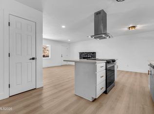 1570 Driftwood Ct, Sparks, NV 89431